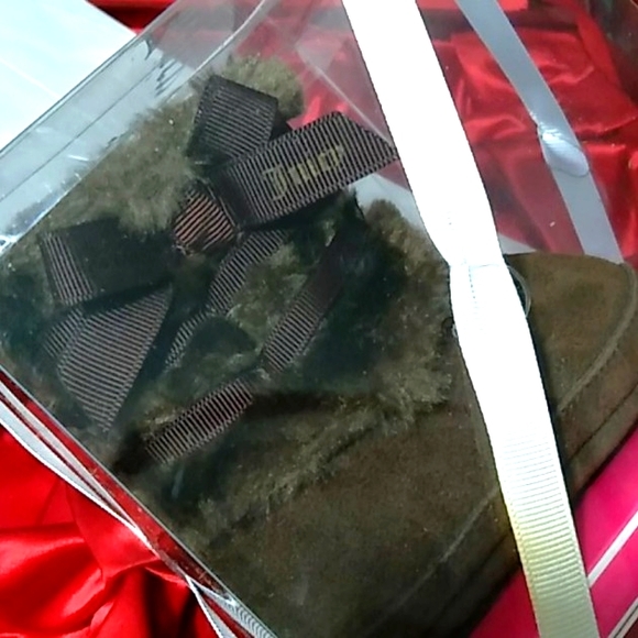 Juicy Couture Warm Stylish Baby Boots NWT - Picture 7 of 9